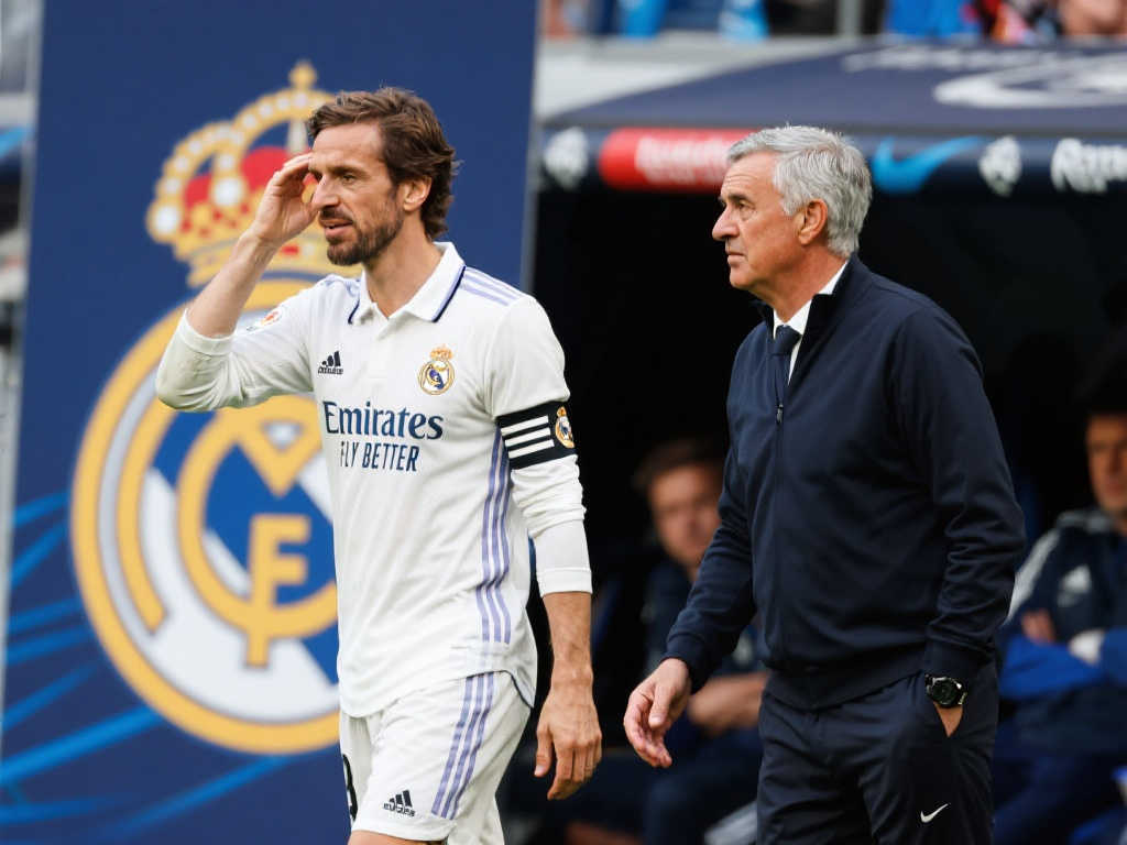 批评声也逐 批评声也逐