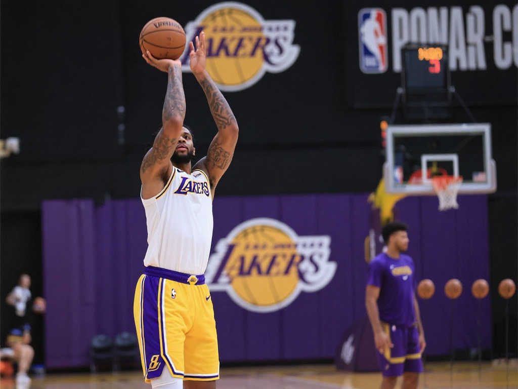 与此同时 与此同时